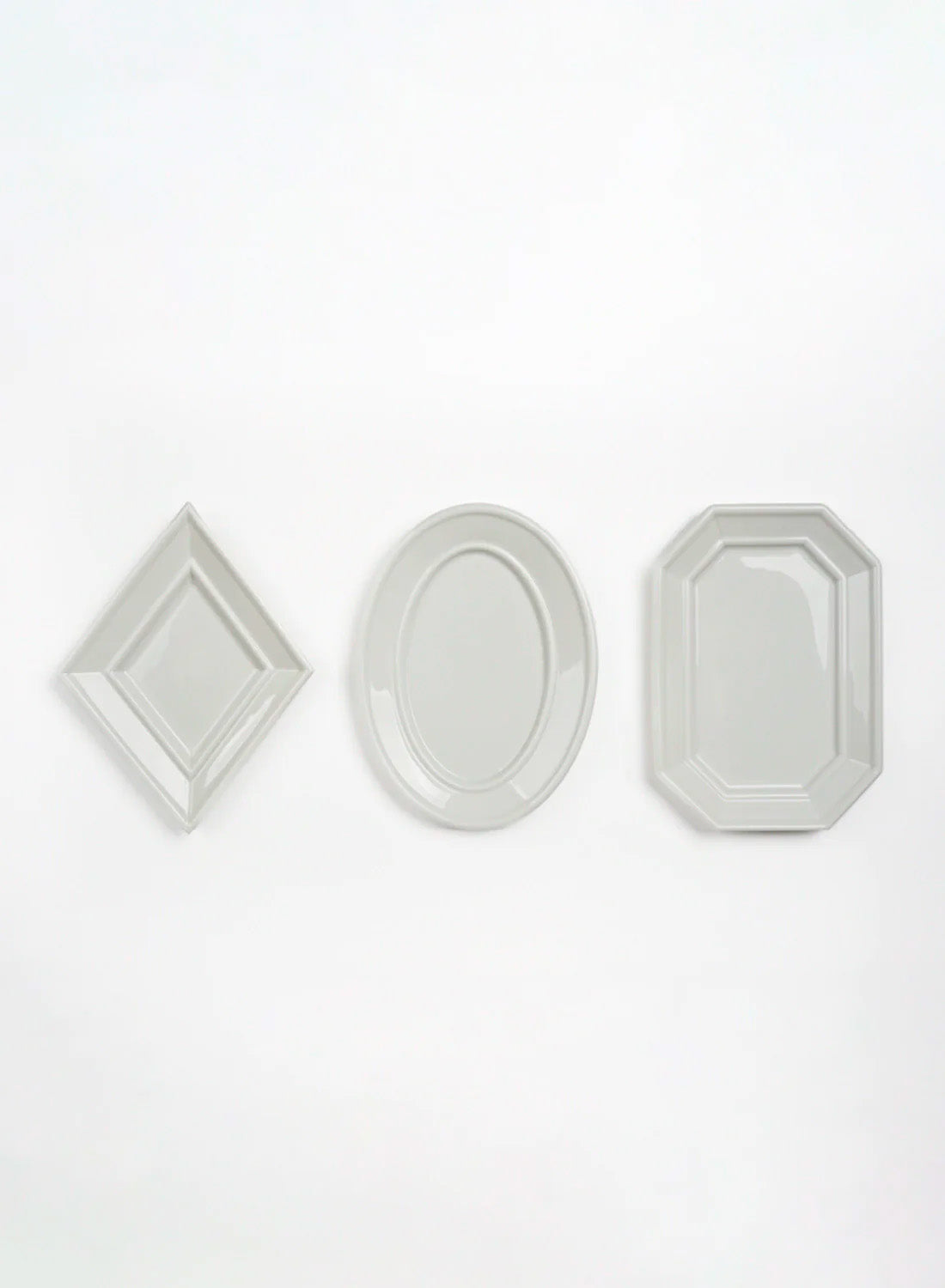 Mujagi Gloss Milk Oval Plate, large