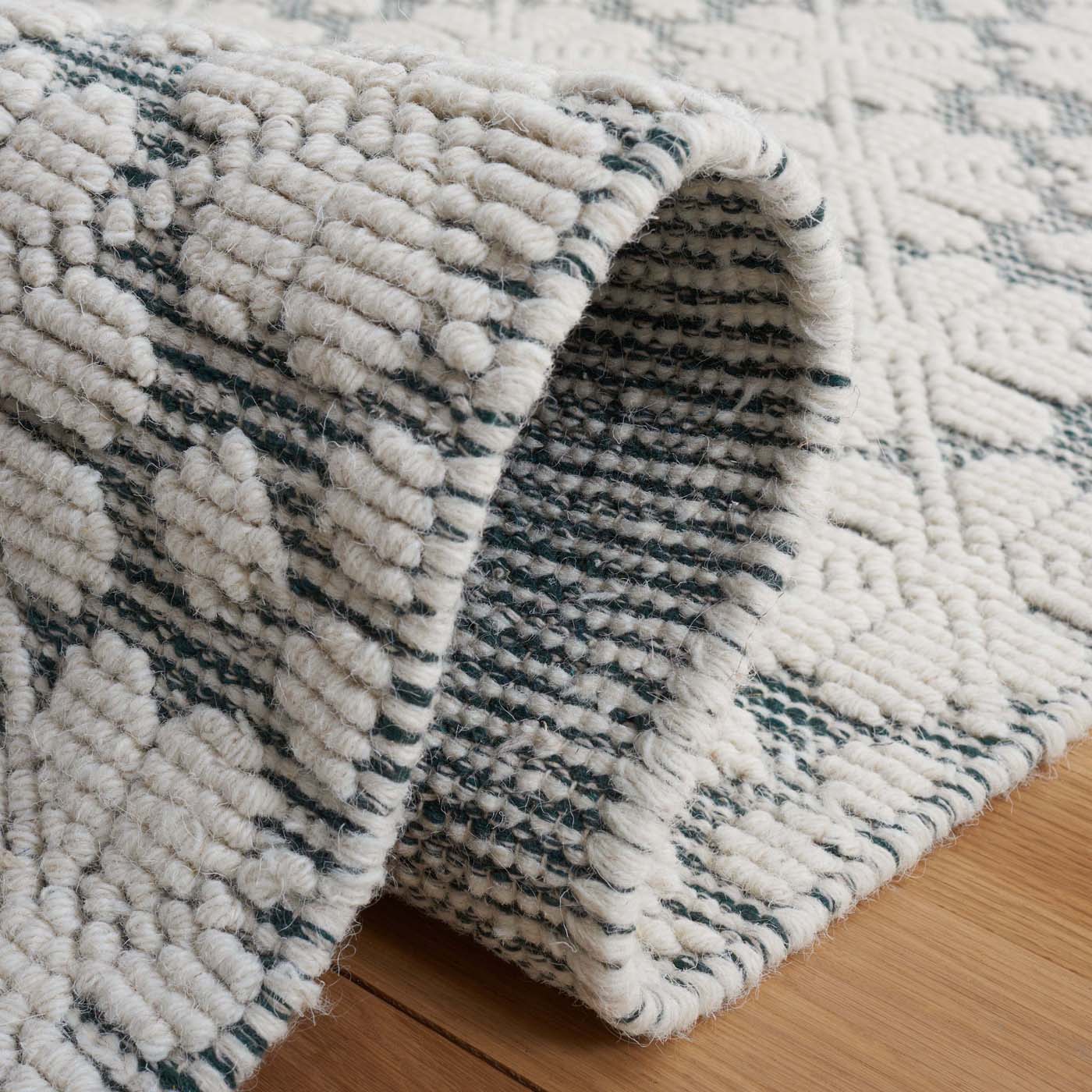 Safavieh Vermont 303 Rug, VRM303