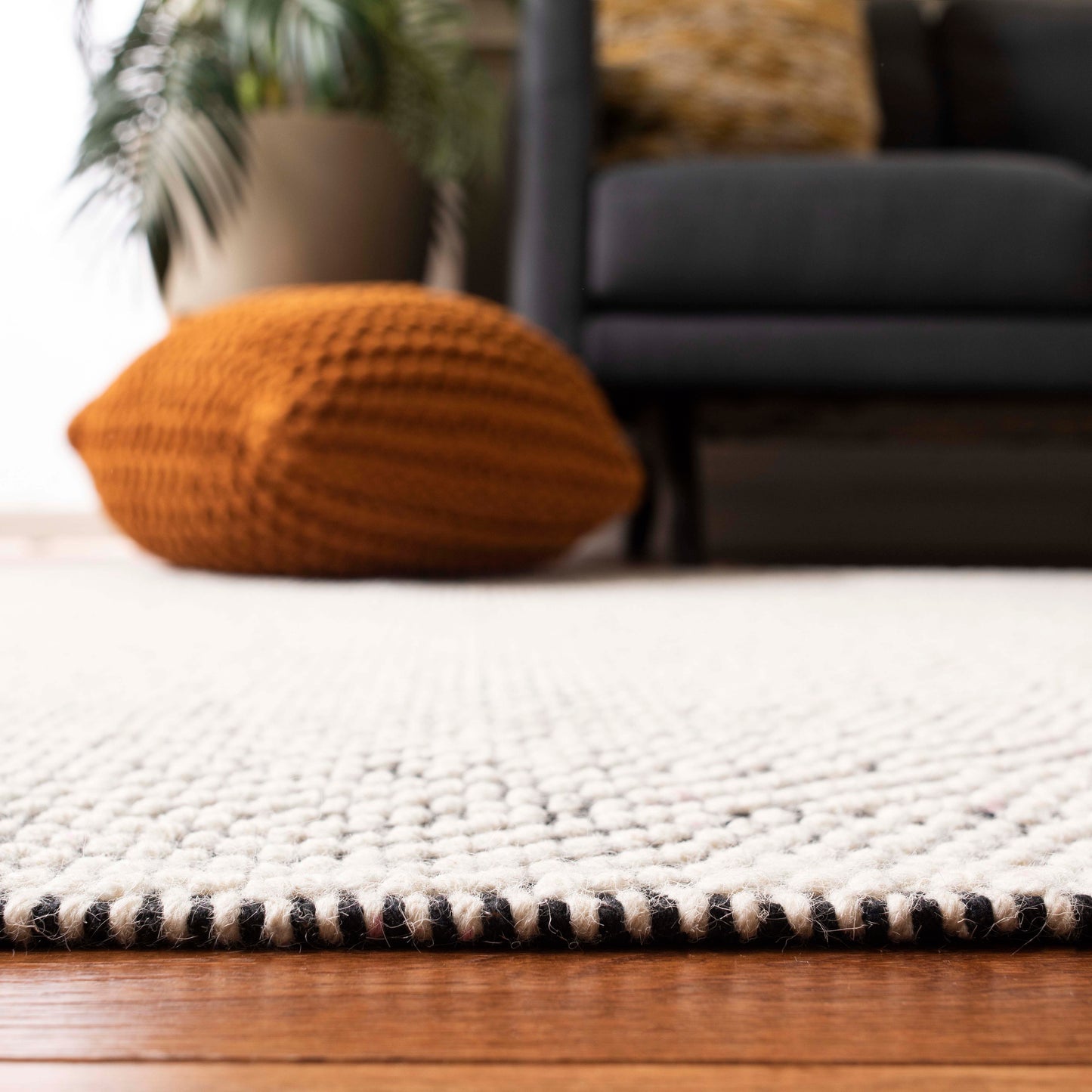 Safavieh Vermont 305 Rug, VRM305
