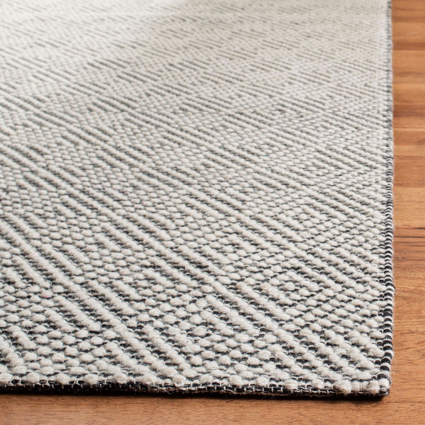 Safavieh Vermont 305 Rug, VRM305