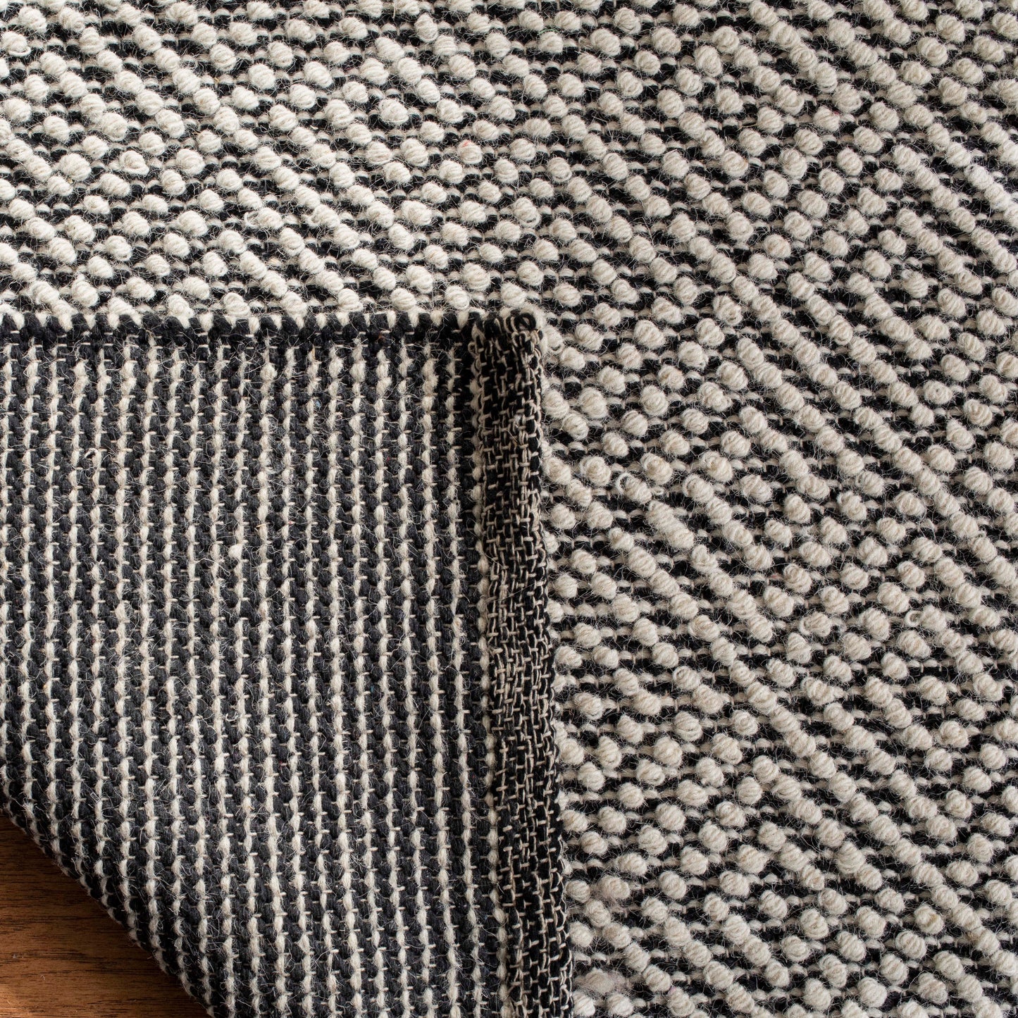 Safavieh Vermont 305 Rug, VRM305