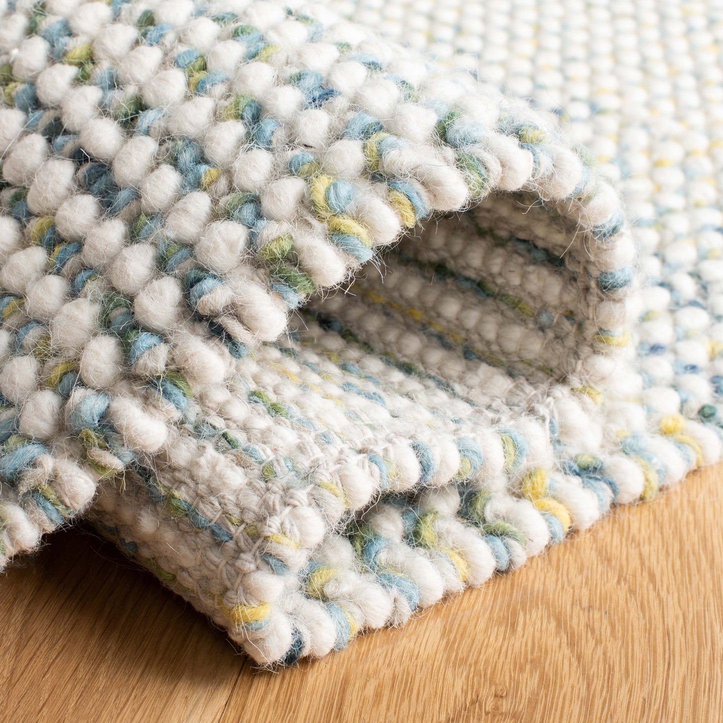 Safavieh Vermont 401 Rug, VRM401
