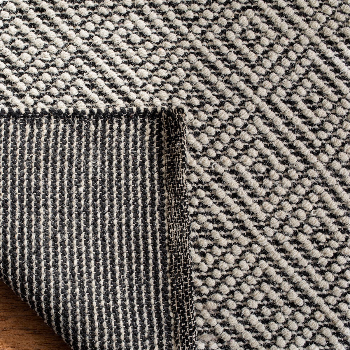Safavieh Vermont 305 Rug, VRM305